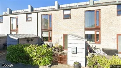 Andelsboliger til salg i Taastrup - Foto fra Google Street View Andelsboliger til salg i Taastrup - Foto fra Google Street View