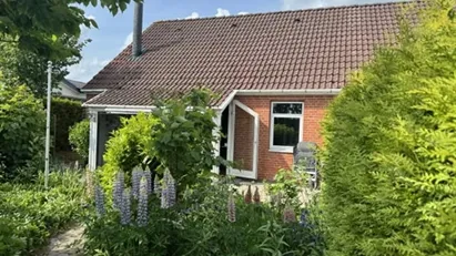 Andelsbolig 2 vær. med idyllisk beliggenhed - på lukket vej i Vallensved 4700
