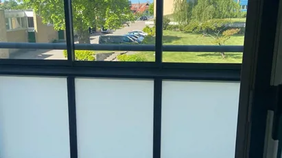 Skøn 1 Værelses (42,2 kvm) Andelsbolig på Lille Odinshøj i Ålsgårde