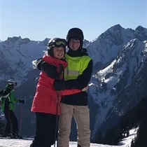 Julie søger andelsbolig i Odense C, Odense V eller Odense SØ m.fl.